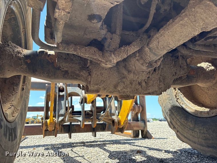 image for item YA3584 2021 Komatsu WA270 wheel loader