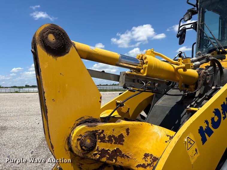 image for item YA3584 2021 Komatsu WA270 wheel loader