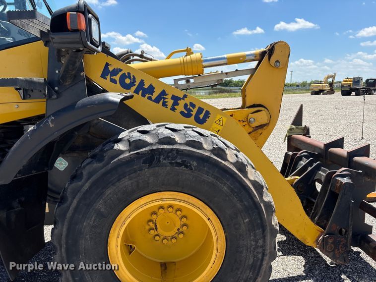 image for item YA3584 2021 Komatsu WA270 wheel loader