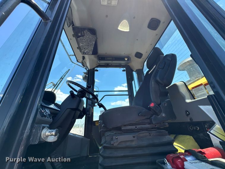 image for item YA3584 2021 Komatsu WA270 wheel loader