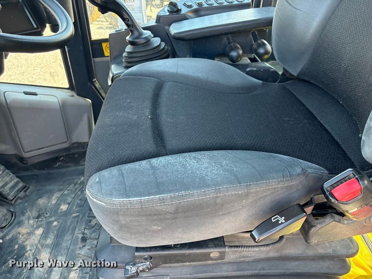 image for item YA3584 2021 Komatsu WA270 wheel loader