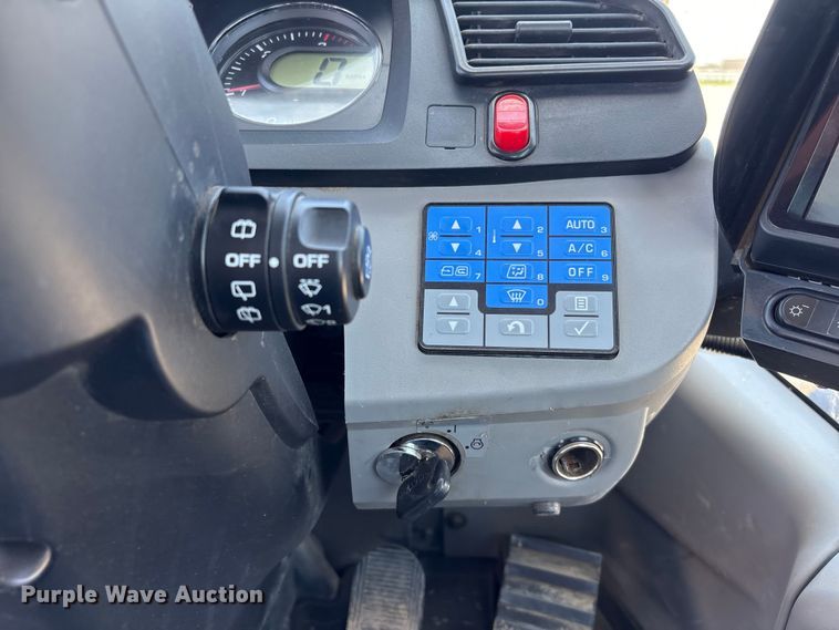 image for item YA3584 2021 Komatsu WA270 wheel loader