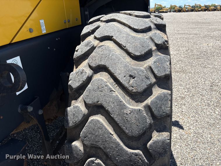 image for item YA3584 2021 Komatsu WA270 wheel loader