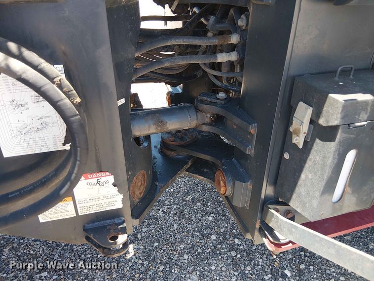 image for item YA3585 2021 Komatsu WA270-8 wheel loader