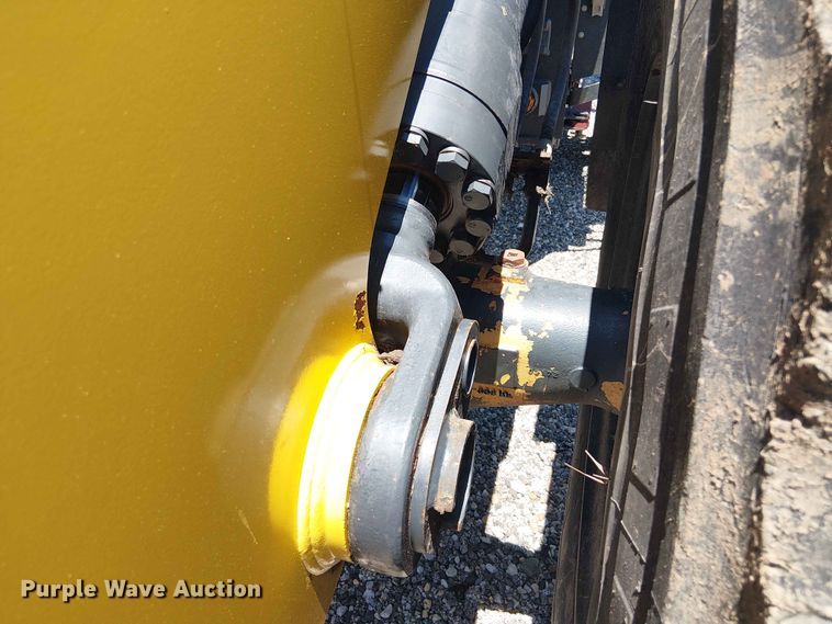 image for item YA3585 2021 Komatsu WA270-8 wheel loader