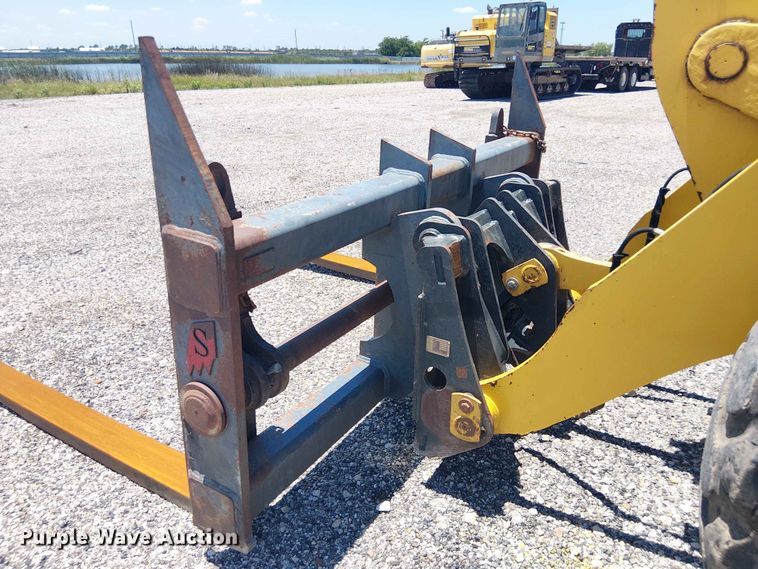 image for item YA3585 2021 Komatsu WA270-8 wheel loader