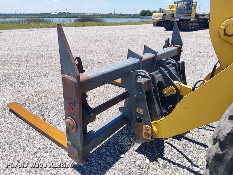 image for item YA3585 2021 Komatsu WA270-8 wheel loader