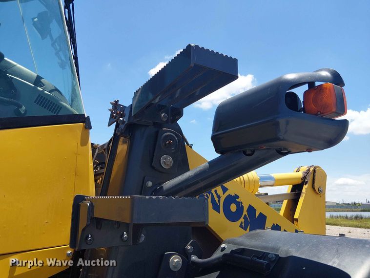image for item YA3585 2021 Komatsu WA270-8 wheel loader
