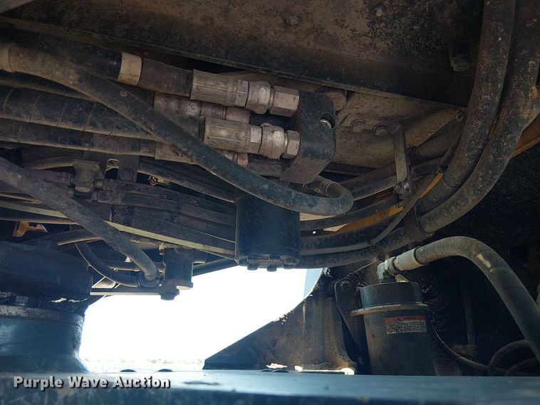 image for item YA3585 2021 Komatsu WA270-8 wheel loader