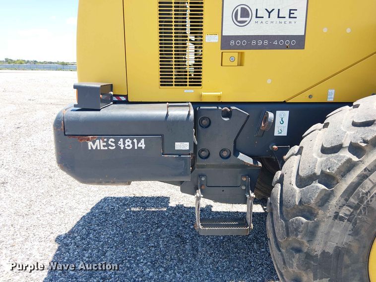 image for item YA3585 2021 Komatsu WA270-8 wheel loader