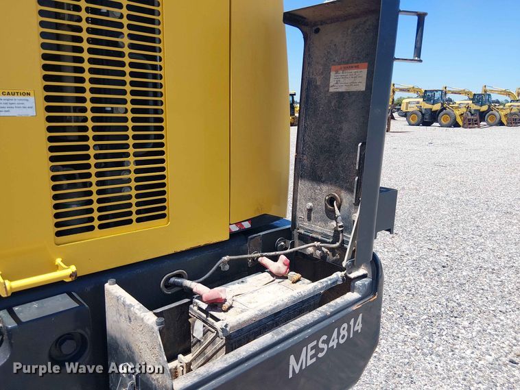 image for item YA3585 2021 Komatsu WA270-8 wheel loader