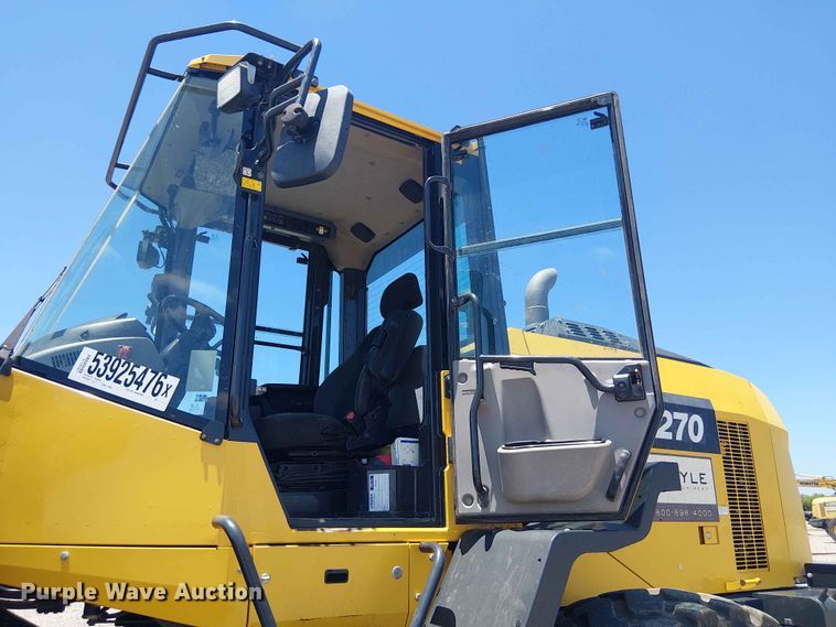 image for item YA3585 2021 Komatsu WA270-8 wheel loader