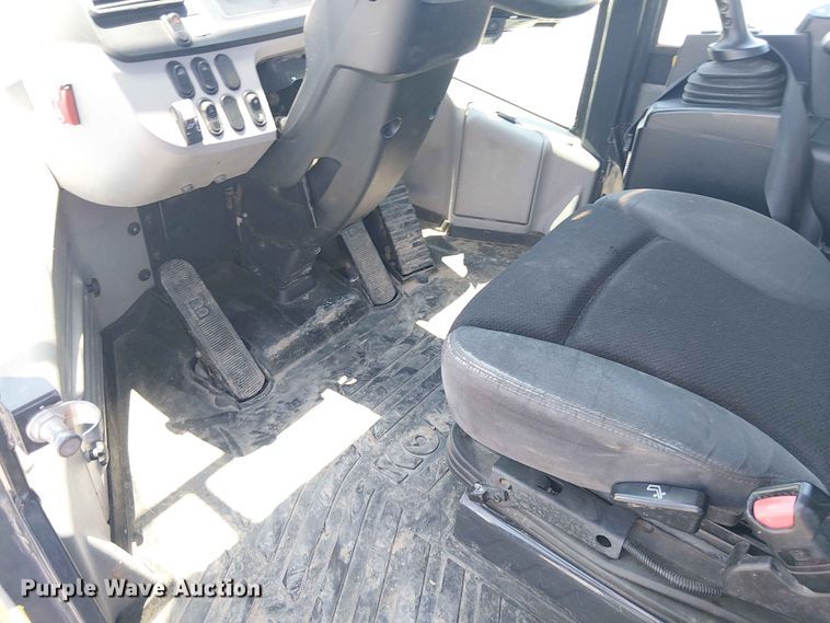 image for item YA3585 2021 Komatsu WA270-8 wheel loader