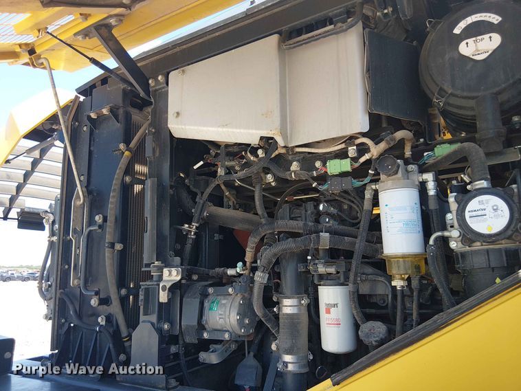 image for item YA3585 2021 Komatsu WA270-8 wheel loader