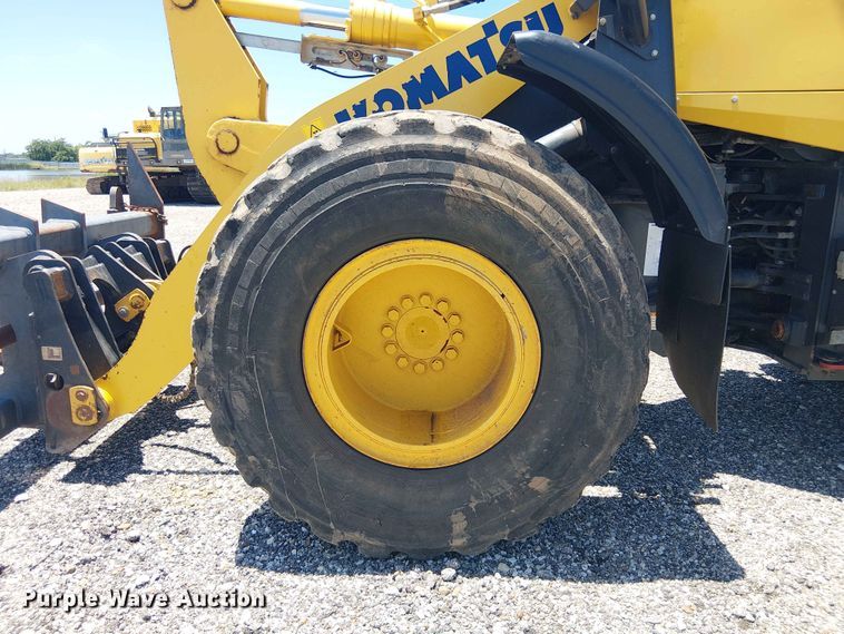 image for item YA3585 2021 Komatsu WA270-8 wheel loader