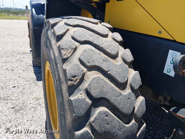 image for item YA3585 2021 Komatsu WA270-8 wheel loader