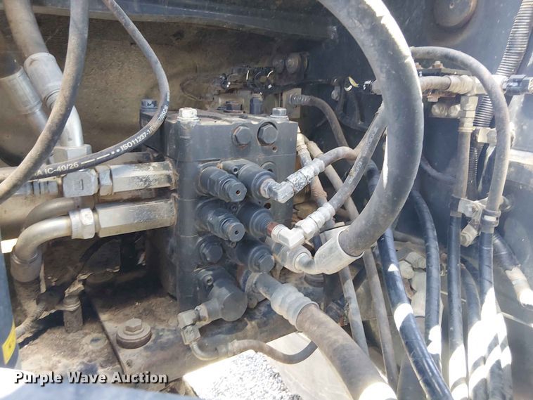 image for item YA3586 2020 Komatsu WA270-8 wheel loader