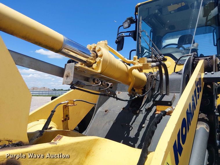 image for item YA3586 2020 Komatsu WA270-8 wheel loader