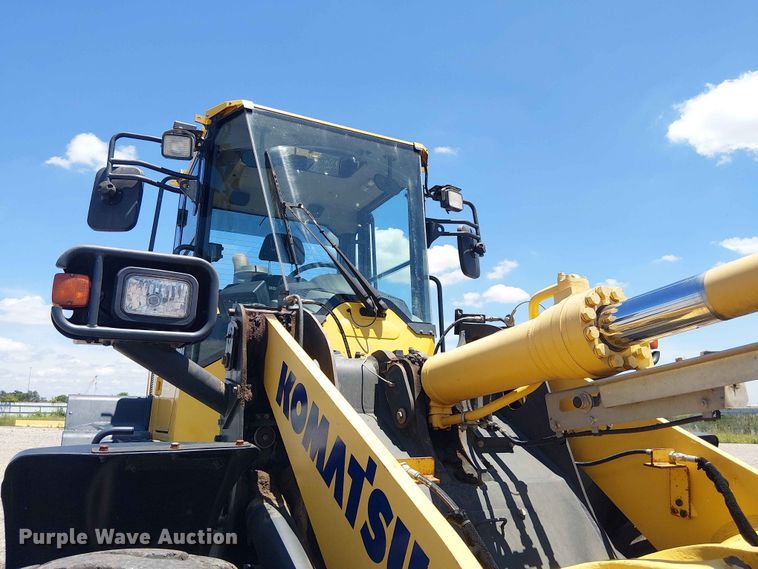 image for item YA3586 2020 Komatsu WA270-8 wheel loader