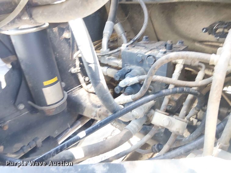 image for item YA3586 2020 Komatsu WA270-8 wheel loader