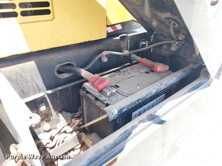 image for item YA3586 2020 Komatsu WA270-8 wheel loader