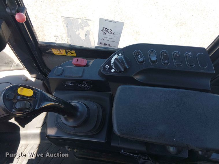 image for item YA3586 2020 Komatsu WA270-8 wheel loader