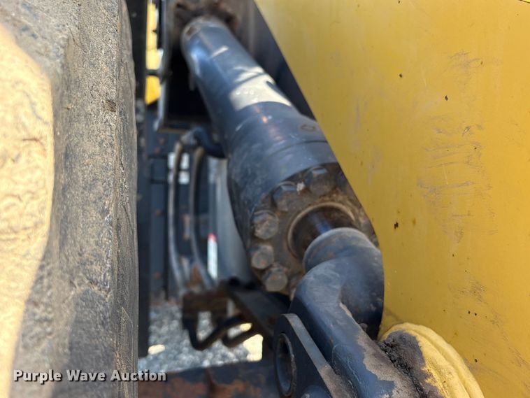 image for item YA3587 2020 Komatsu WA270 wheel loader