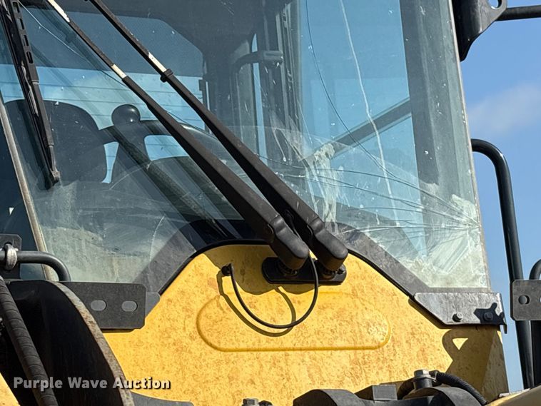 image for item YA3587 2020 Komatsu WA270 wheel loader
