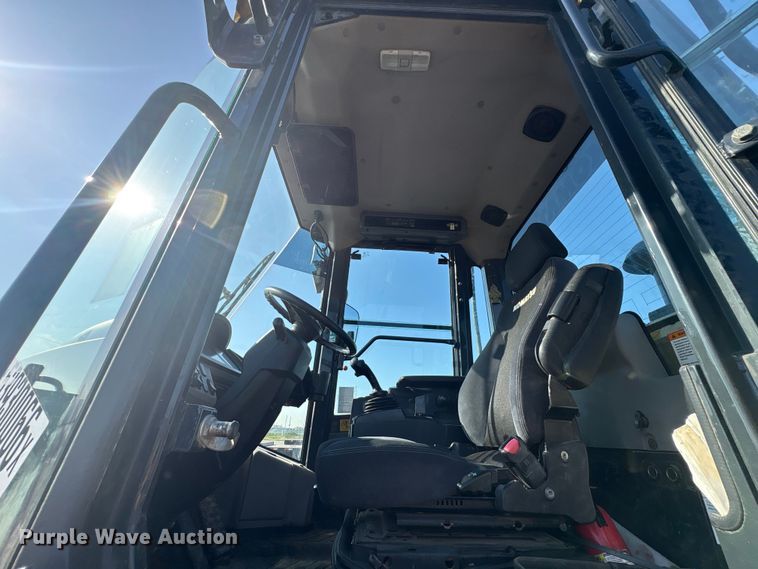 image for item YA3587 2020 Komatsu WA270 wheel loader