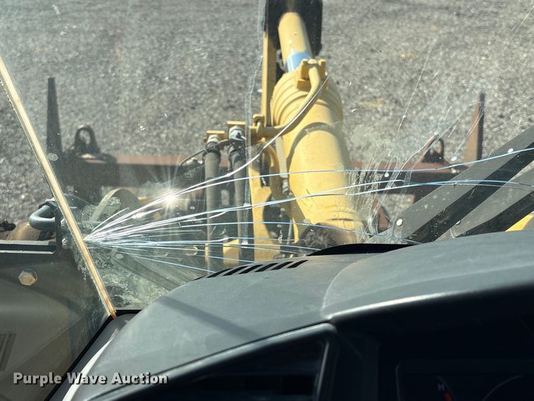 image for item YA3587 2020 Komatsu WA270 wheel loader