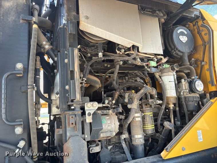 image for item YA3587 2020 Komatsu WA270 wheel loader