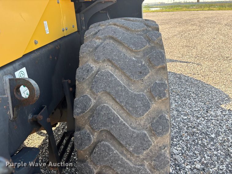 image for item YA3587 2020 Komatsu WA270 wheel loader