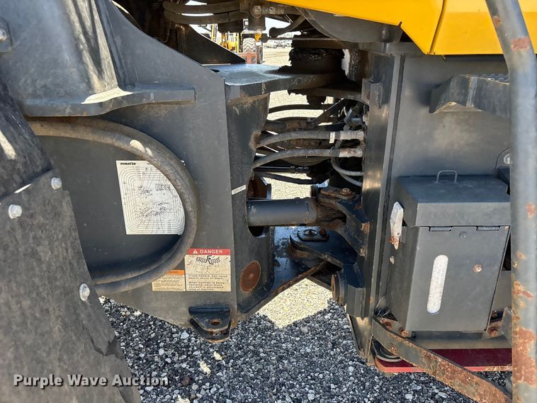 image for item YA3588 2020 Komatsu WA270-8 wheel loader