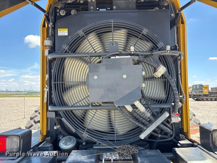 image for item YA3588 2020 Komatsu WA270-8 wheel loader