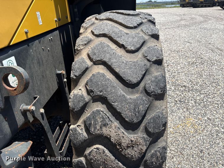 image for item YA3588 2020 Komatsu WA270-8 wheel loader