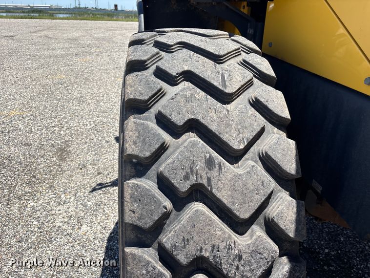 image for item YA3588 2020 Komatsu WA270-8 wheel loader