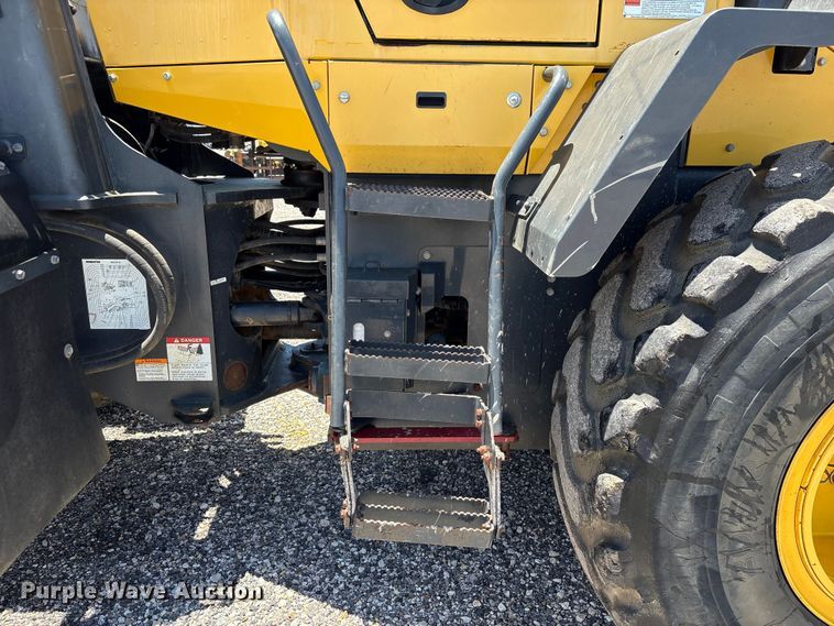image for item YA3589 2019 Komatsu WA270-8 wheel loader
