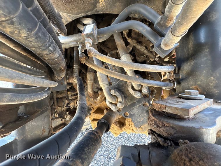 image for item YA3589 2019 Komatsu WA270-8 wheel loader