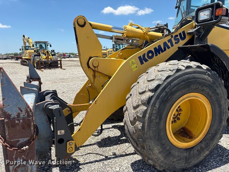 image for item YA3589 2019 Komatsu WA270-8 wheel loader