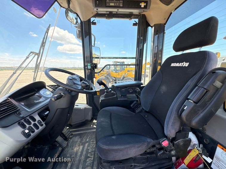 image for item YA3589 2019 Komatsu WA270-8 wheel loader