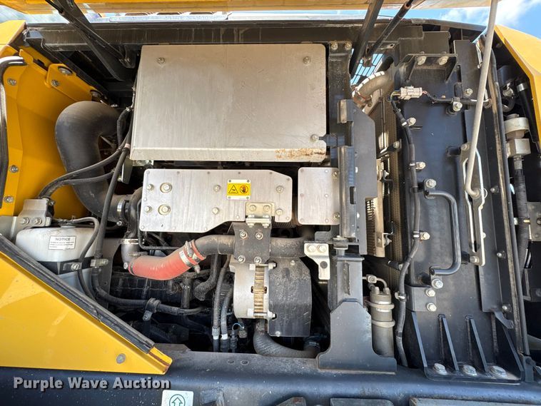 image for item YA3589 2019 Komatsu WA270-8 wheel loader