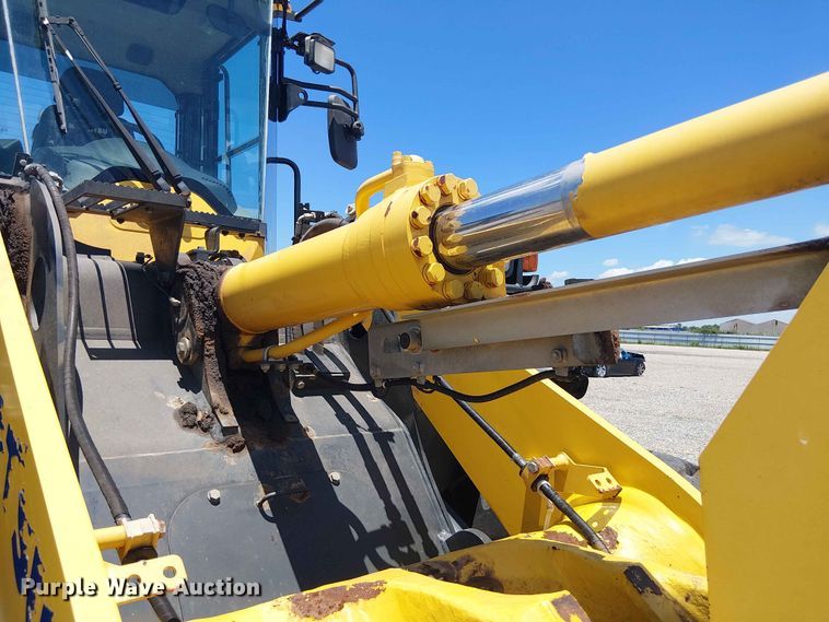 image for item YA3590 2021 Komatsu WA270-8 wheel loader