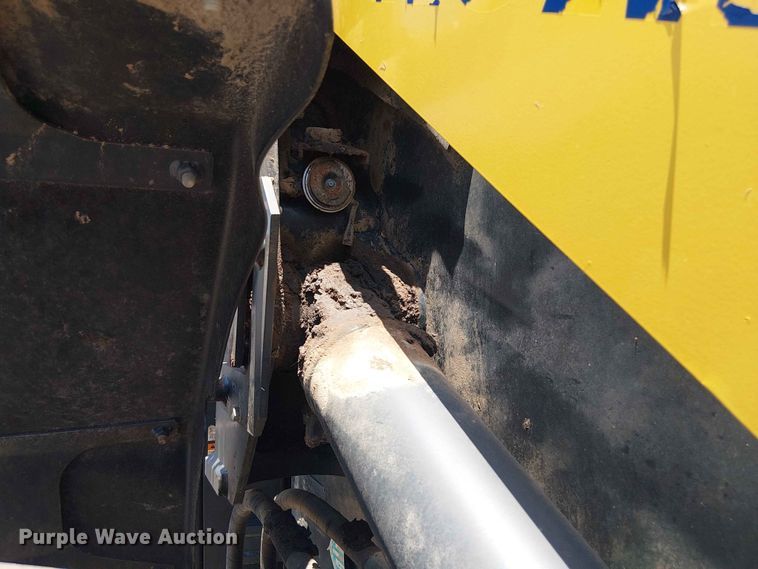 image for item YA3590 2021 Komatsu WA270-8 wheel loader