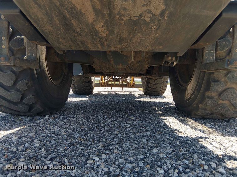 image for item YA3590 2021 Komatsu WA270-8 wheel loader