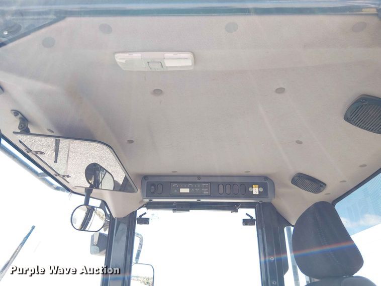 image for item YA3590 2021 Komatsu WA270-8 wheel loader