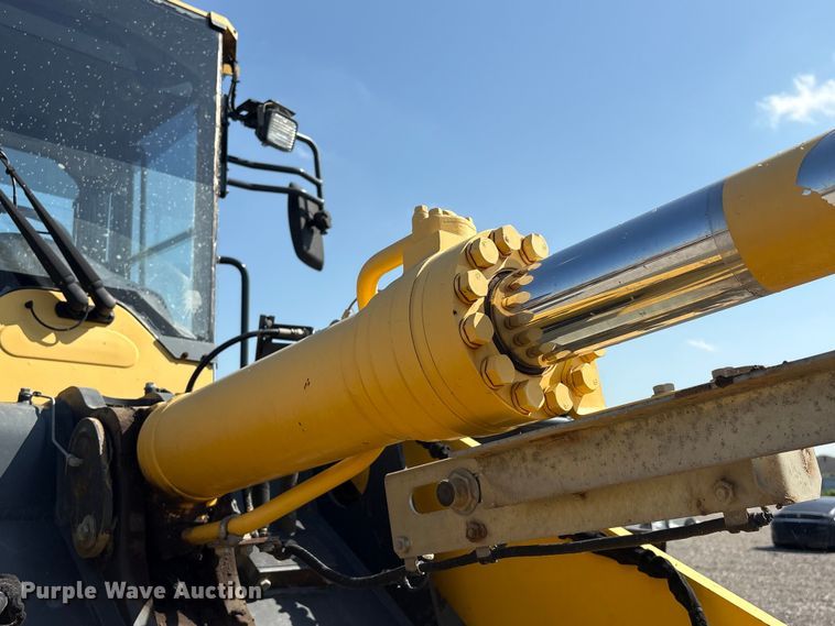image for item YA3591 2020 Komatsu WA270-8 wheel loader
