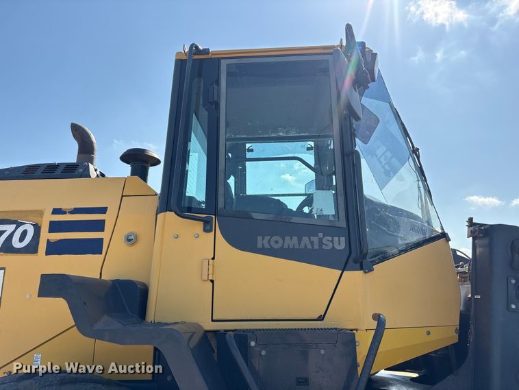 image for item YA3591 2020 Komatsu WA270-8 wheel loader