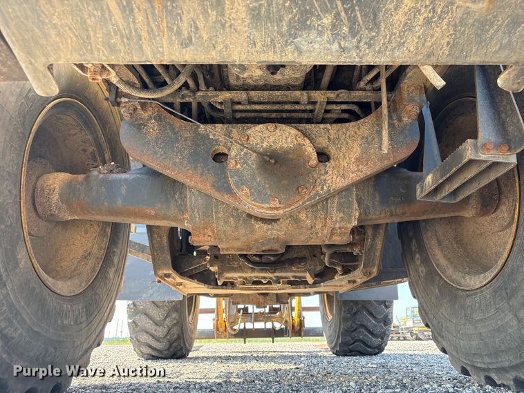 image for item YA3591 2020 Komatsu WA270-8 wheel loader