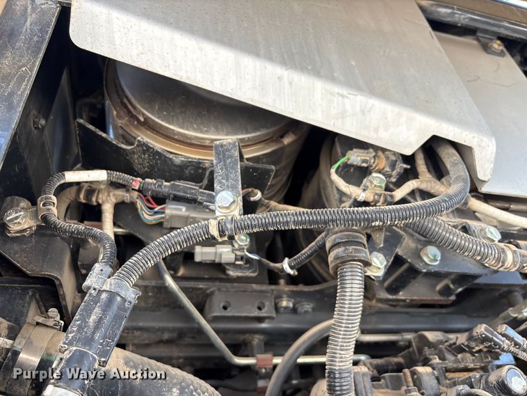 image for item YA3591 2020 Komatsu WA270-8 wheel loader