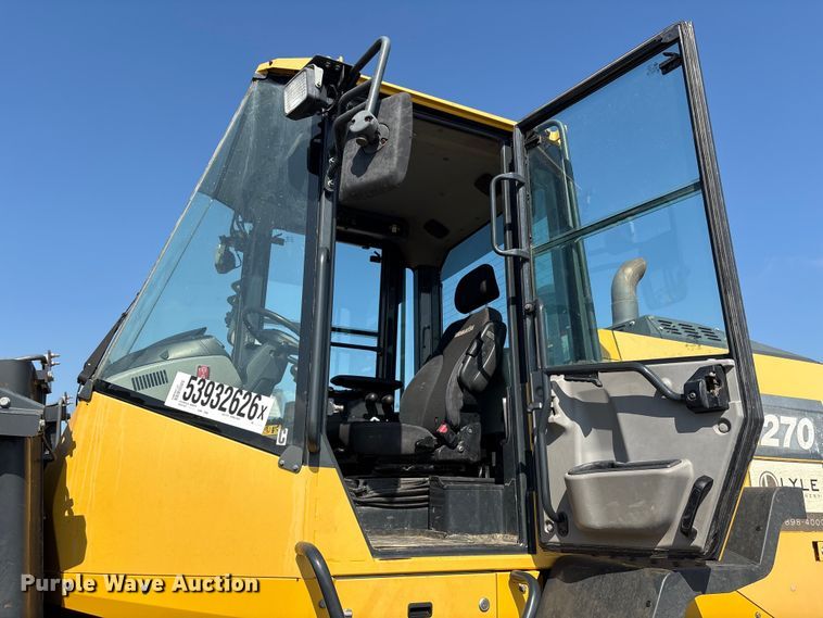 image for item YA3592 2019 Komatsu WA270 wheel loader